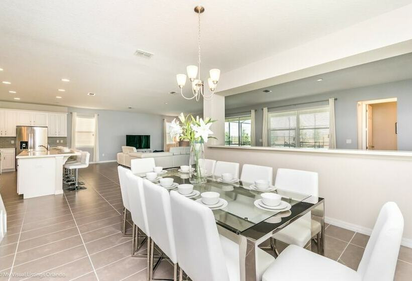 Fabulous 9 Bed 6,5 Ba Villa Games, Pool & Spa 9063srl