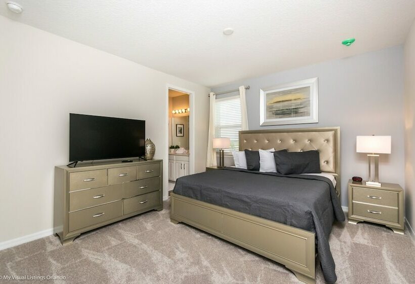 Fabulous 9 Bed 6,5 Ba Villa Games, Pool & Spa 9063srl