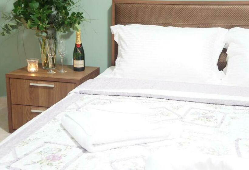 هتل Centrum Rooms