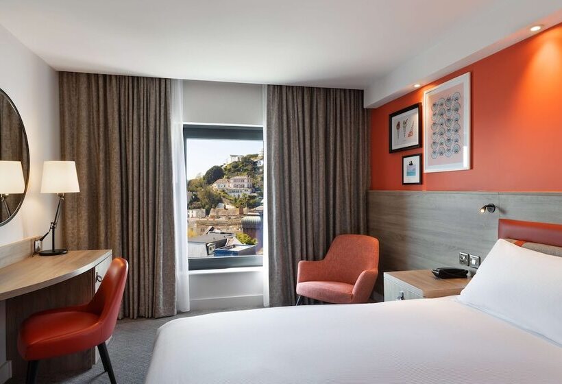 בית מלון כפרי Hampton By Hilton Torquay