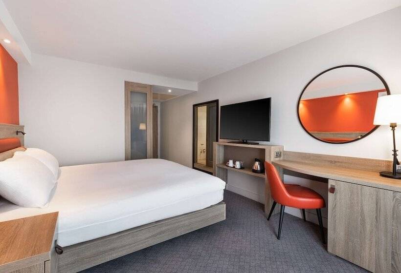 בית מלון כפרי Hampton By Hilton Torquay