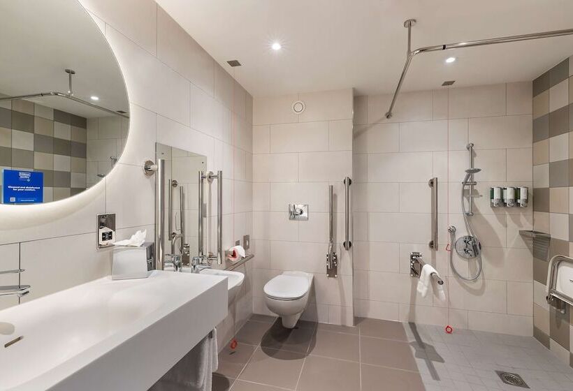 בית מלון כפרי Hampton By Hilton Torquay