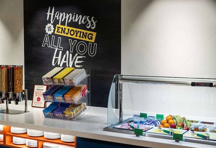 בית מלון כפרי Hampton By Hilton Torquay