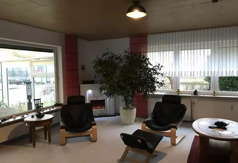 ペンション Maxbed