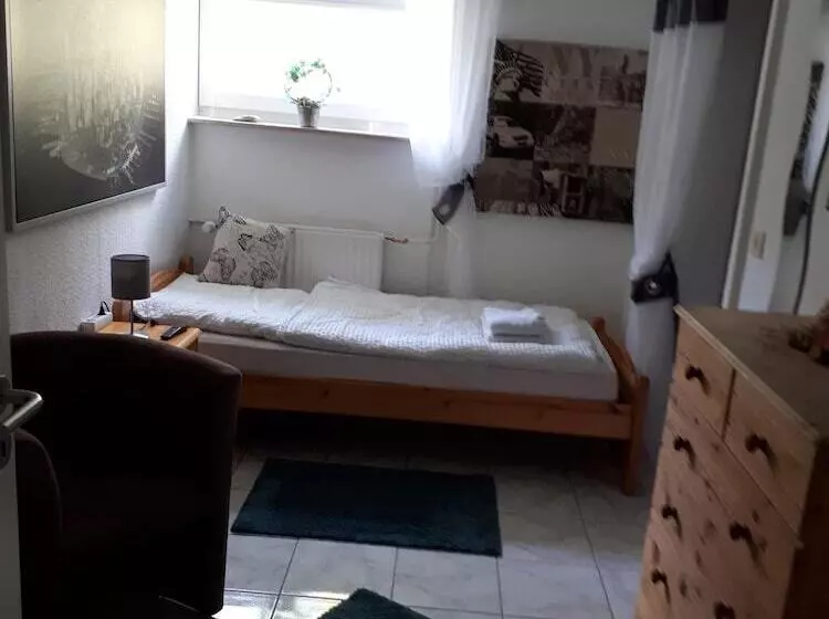 ペンション Maxbed