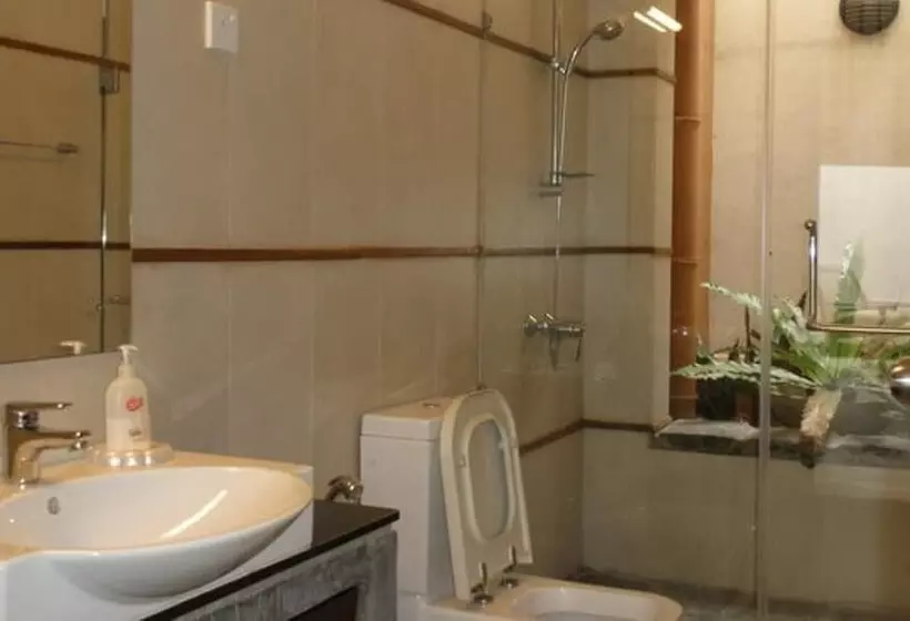 Majatalo Star Class Comfort In Capital City