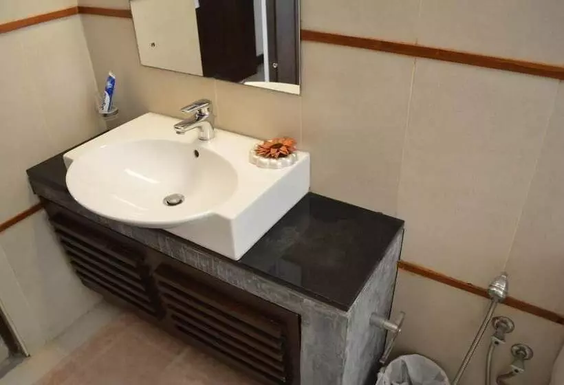 Majatalo Star Class Comfort In Capital City