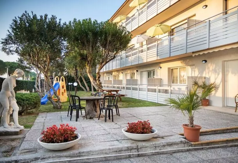 Yachting Residence