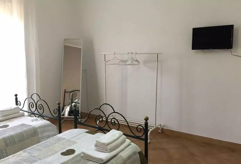 Anthea B&b