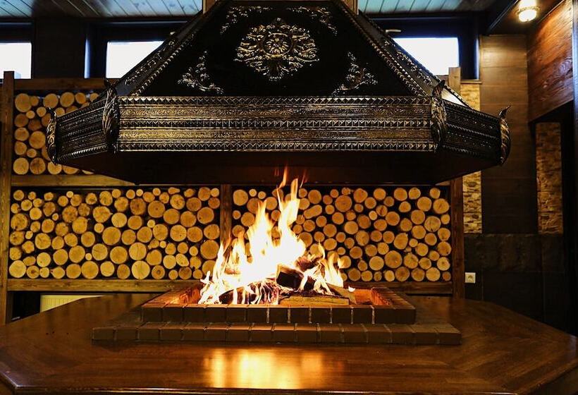 ホテル Banniy Klub Shangri La