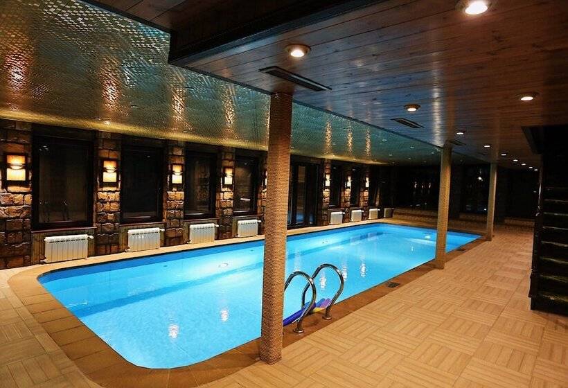 ホテル Banniy Klub Shangri La