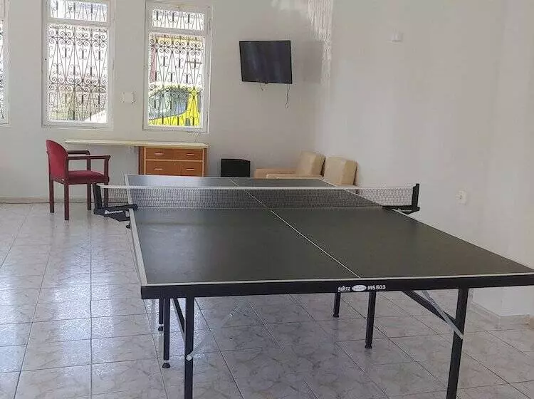 ペンション Ow Gromada Pod Topolami