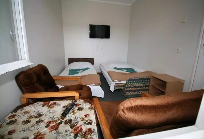 ペンション Ow Gromada Pod Topolami