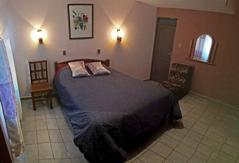 تختخواب و صبحانه La Casa Discreta Cochabamba