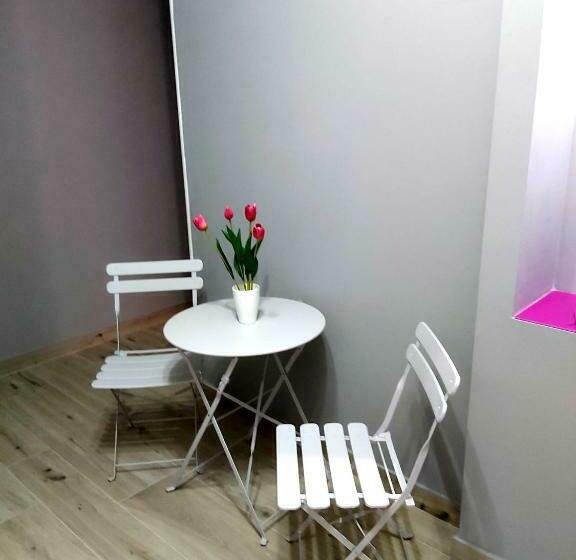 تختخواب و صبحانه Le Stanze Di Dalia