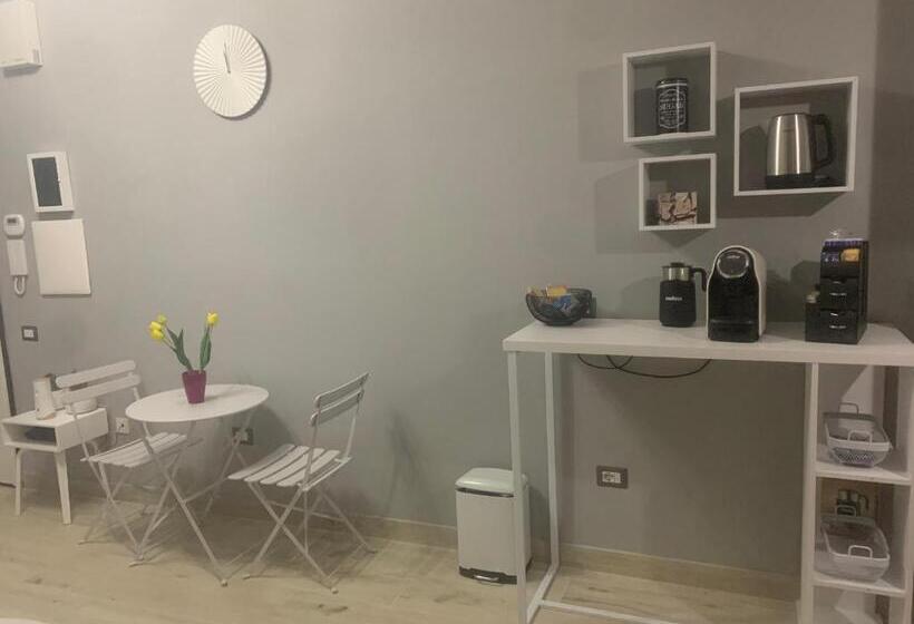 تختخواب و صبحانه Le Stanze Di Dalia