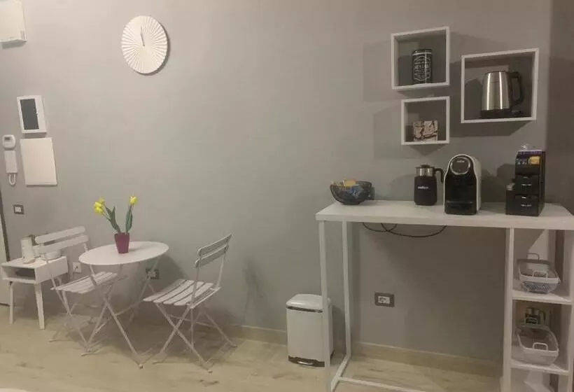 تختخواب و صبحانه Le Stanze Di Dalia
