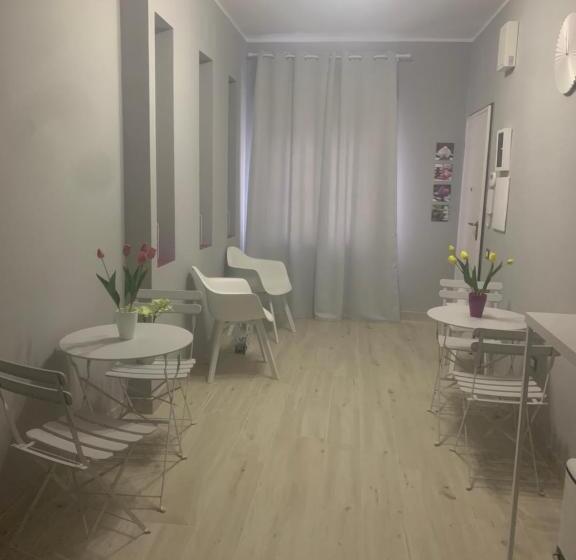 تختخواب و صبحانه Le Stanze Di Dalia