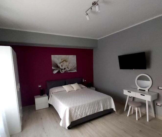 تختخواب و صبحانه Le Stanze Di Dalia