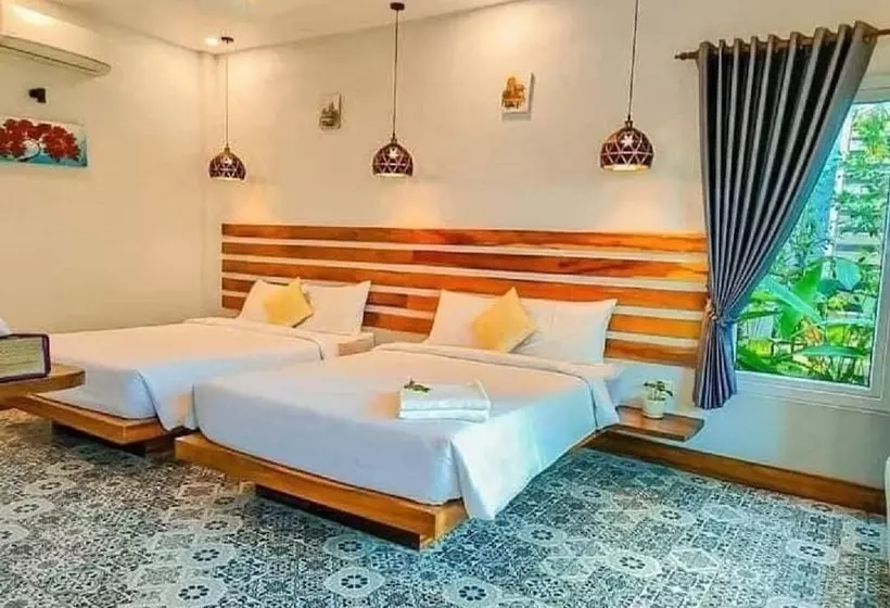 هتل Raing Phnom Bungalow