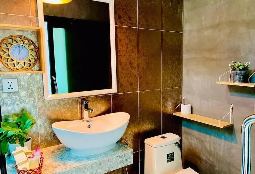 هتل Raing Phnom Bungalow