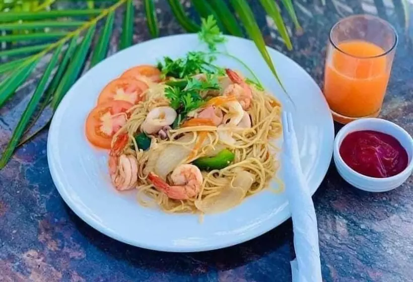 هتل Raing Phnom Bungalow