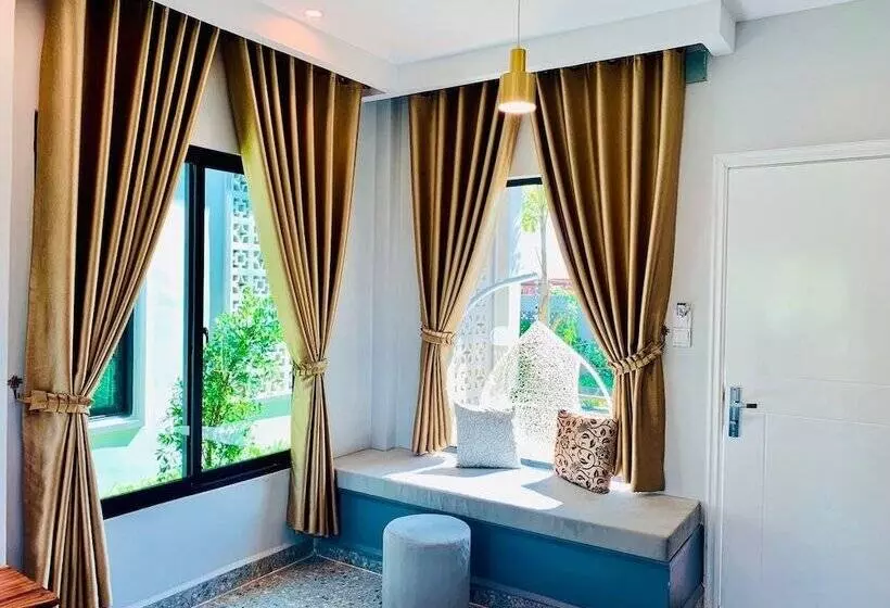 هتل Raing Phnom Bungalow