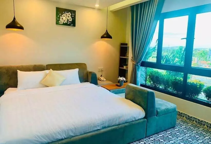 هتل Raing Phnom Bungalow
