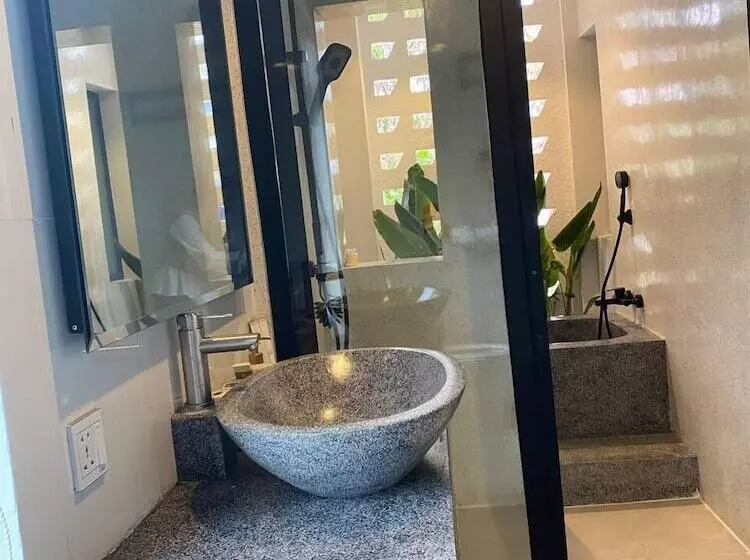 هتل Raing Phnom Bungalow