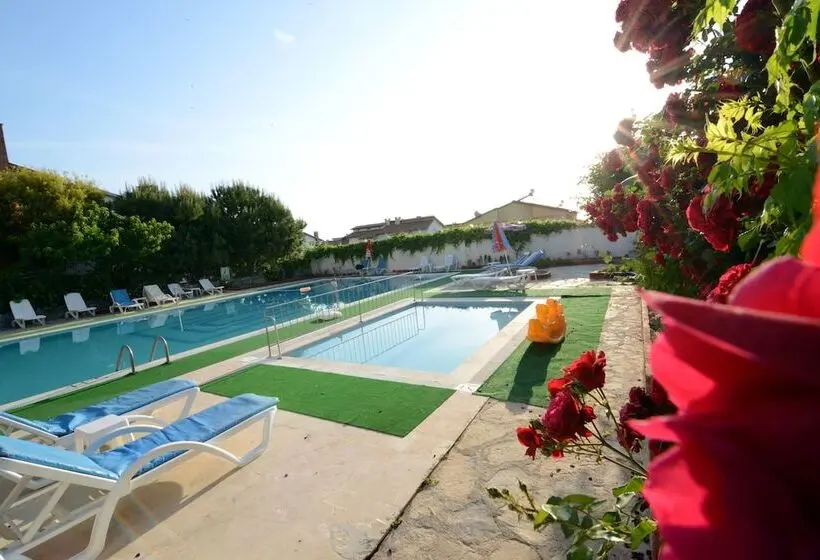 Ali̇babam Apart Otel