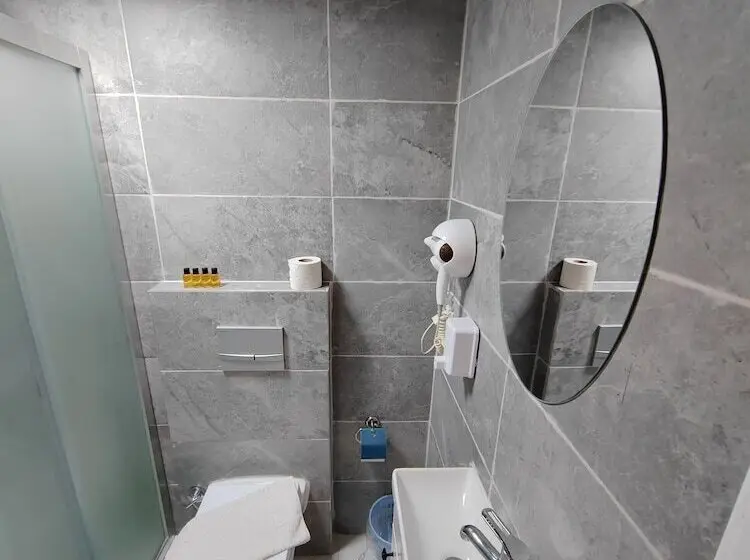 Ali̇babam Apart Otel