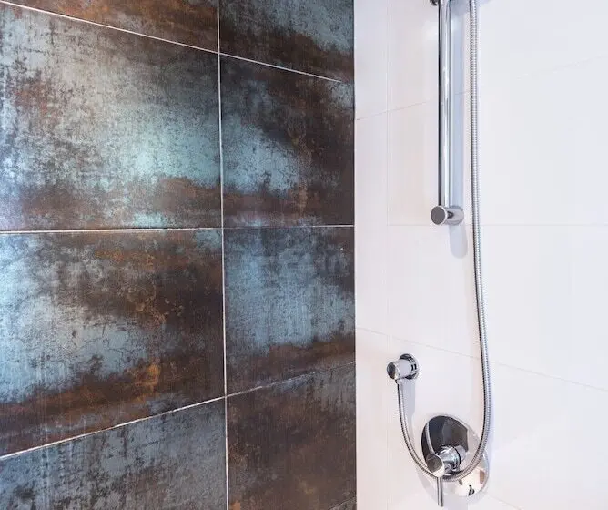 Carmana Hotel & Suites