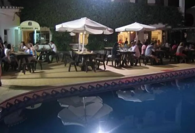 客栈 Torre Velha Al