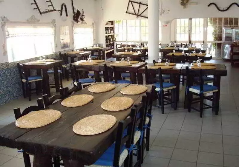 客栈 Torre Velha Al