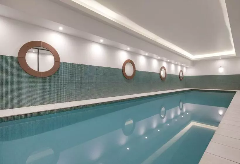 Adina Apartment Hotel Coogee Sydney