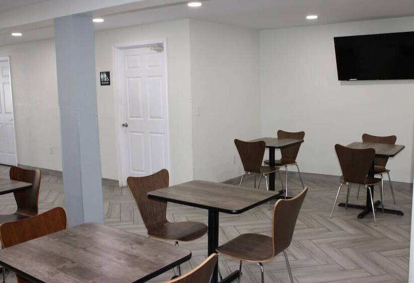 فندق Baymont By Wyndham Morganton