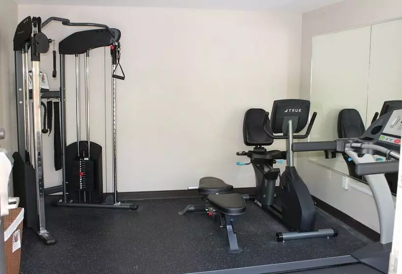 ホテル Baymont By Wyndham Morganton