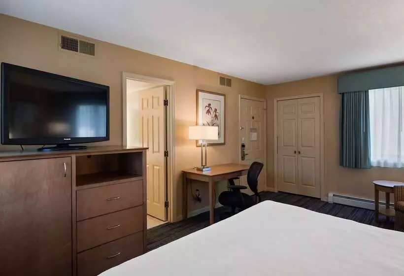 هتل Best Western Inn & Suites Rutland Killington