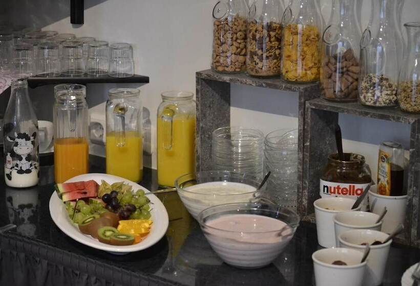 هتل Café Galerie   Smart Tv   Free Parking