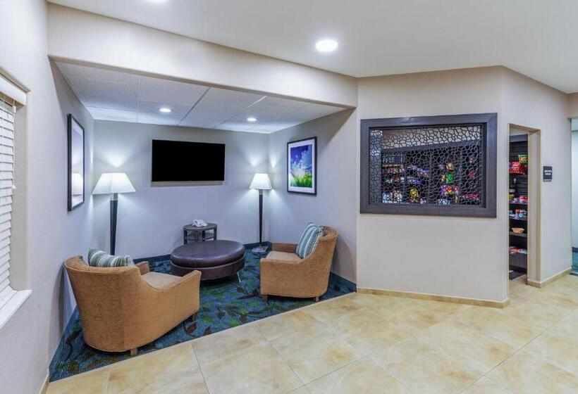 هتل Candlewood Suites Tyler, An Ihg