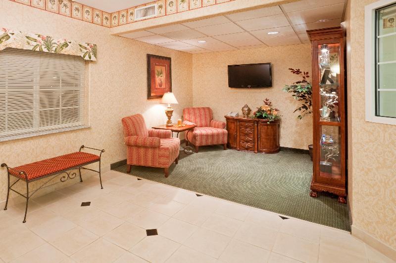 هتل Candlewood Suites Tyler, An Ihg