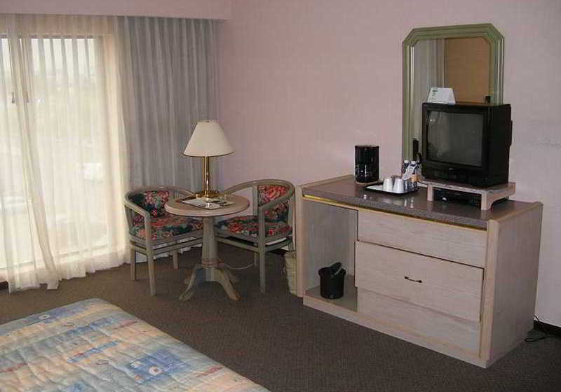 Отель Casa Grande Aeropuerto