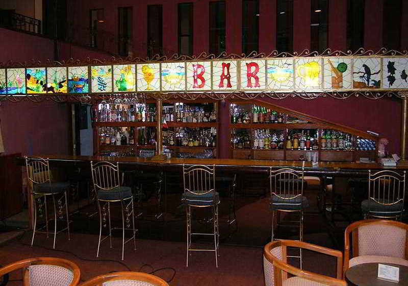 Отель Casa Grande Aeropuerto