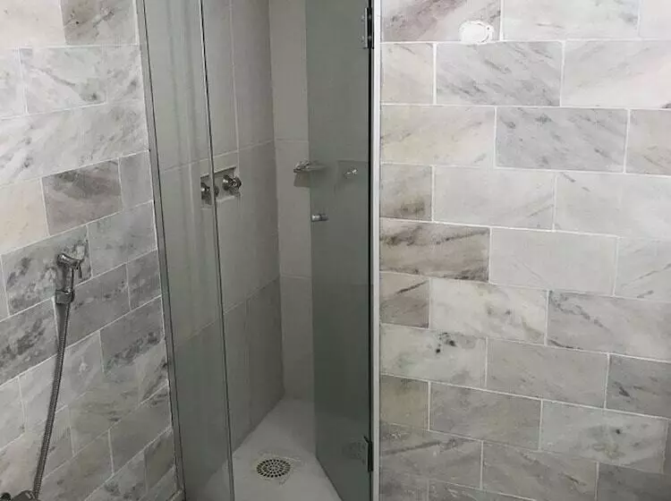 Отель Dan Inn Express Porto Alegre   Próximo Ao Araújo Vianna E Ao Complexo Hospitalar Santa Casa