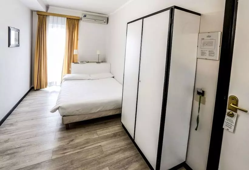 בית מלון כפרי Giardino D Europa