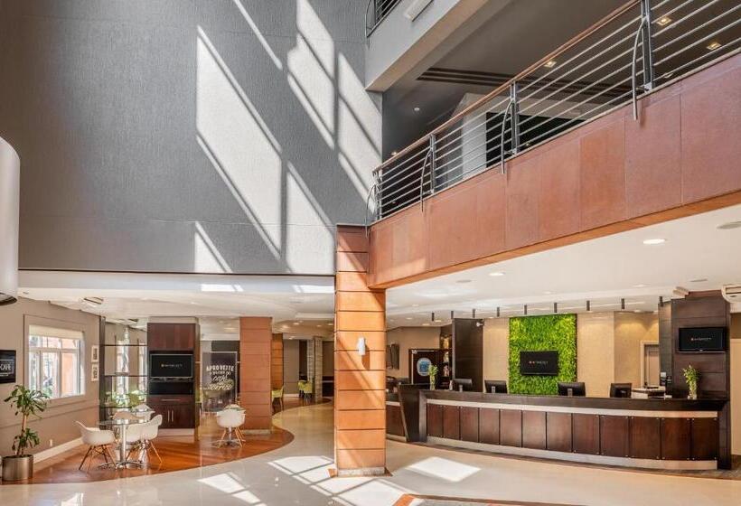 هتل Intercity Aeroporto Porto Alegre