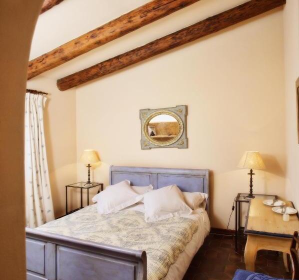 هتل Rotana Golf Resort