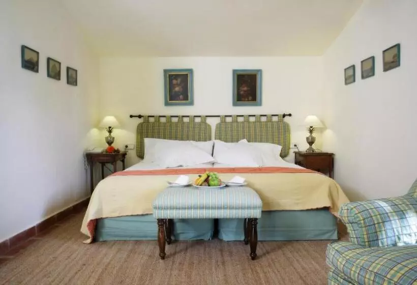 호텔 Rotana Golf Resort