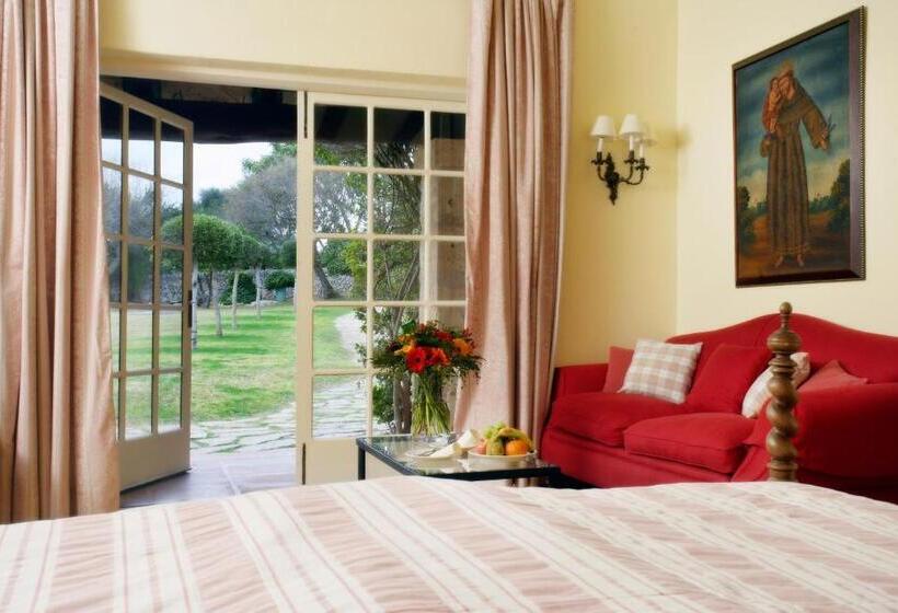 هتل Rotana Golf Resort