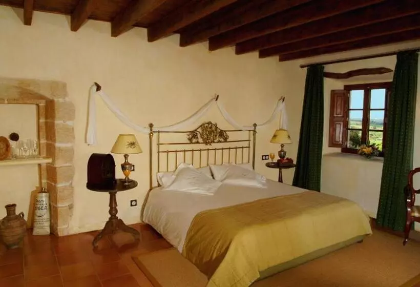 호텔 Rotana Golf Resort